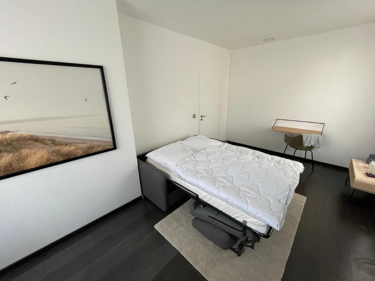 Airport Apartment Fuer 4 - Smart Tv - Kueche - Echarger Hamburg Exterior photo